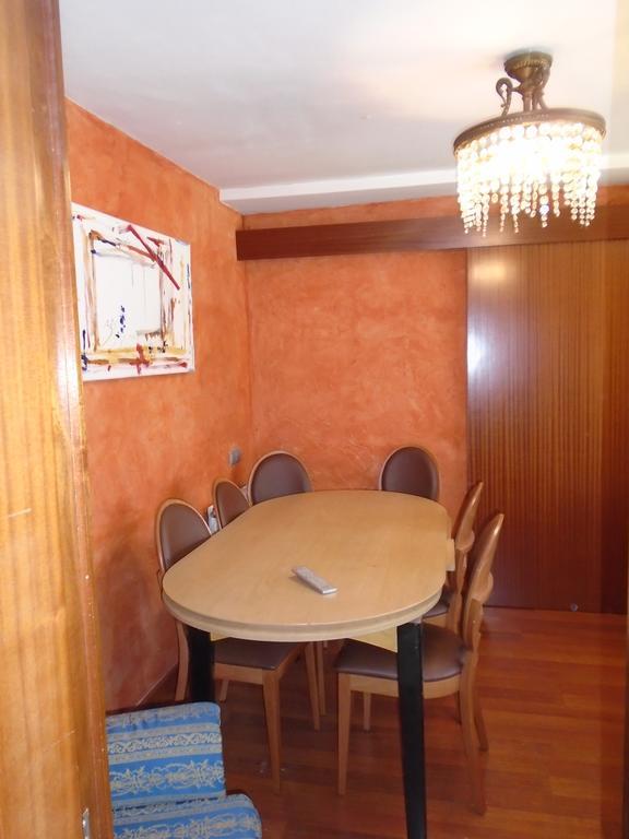 Hostal Fonda Galicia Cardedeu Ngoại thất bức ảnh